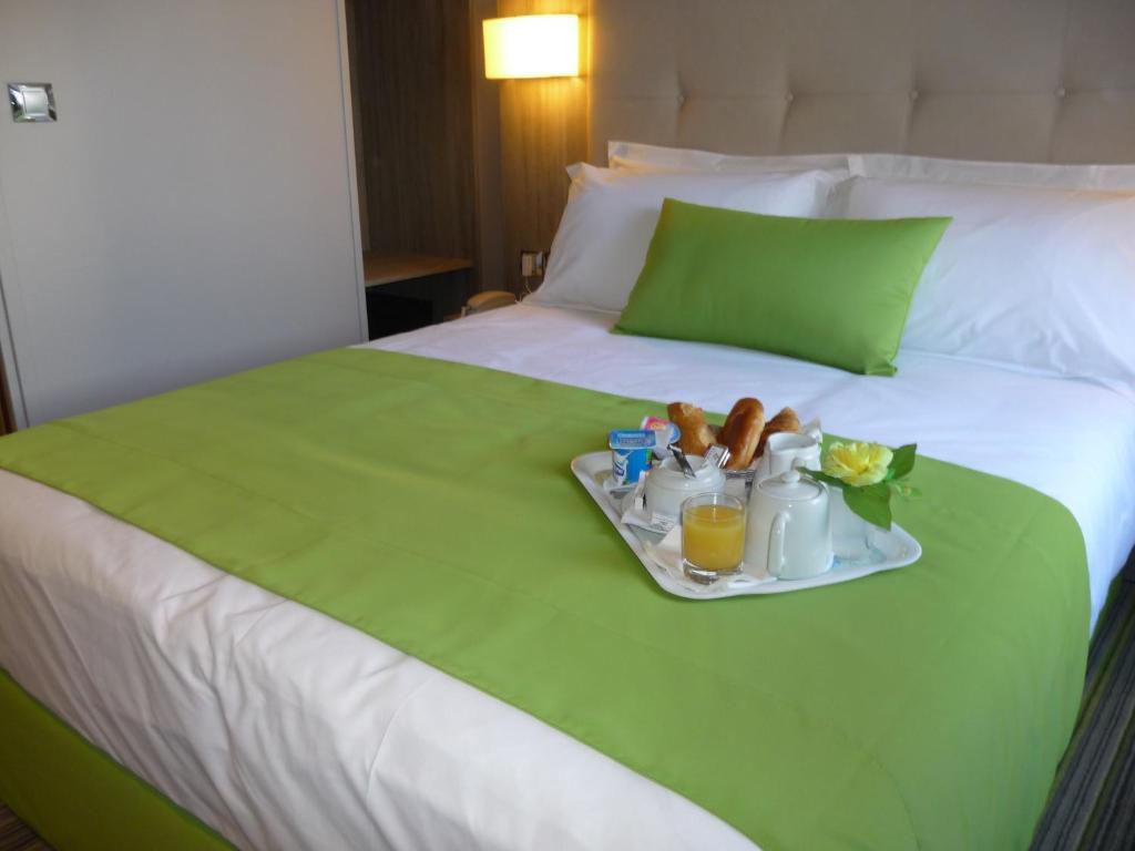 Hotel Floridor Etoile Ольне-су-Буа Номер фото